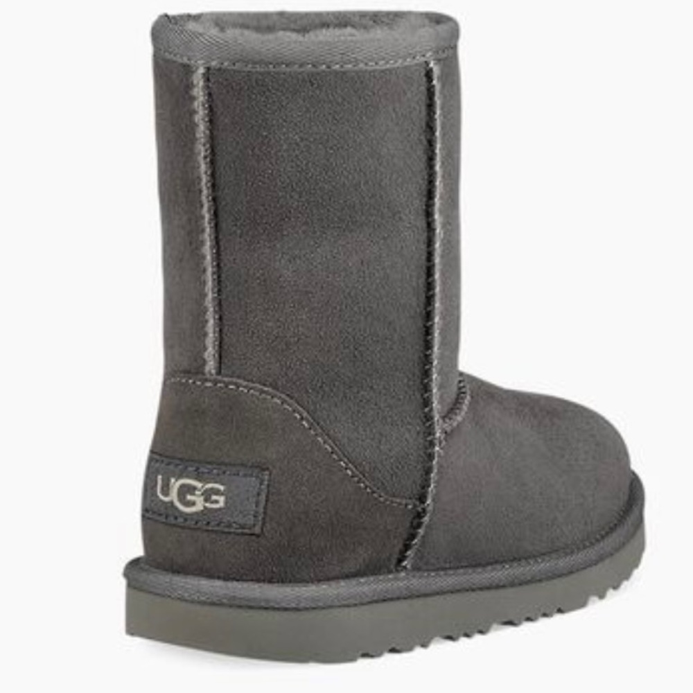 NEW w/ Tags Kids Classic Ugg Boots